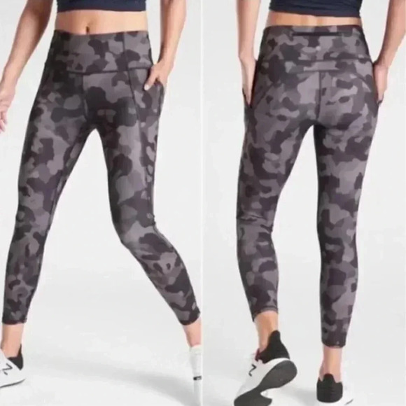Athleta Lightning 7/8 Pant Camo Camouflage Compression Leggings Yoga High Waist - Picture 1 of 11
